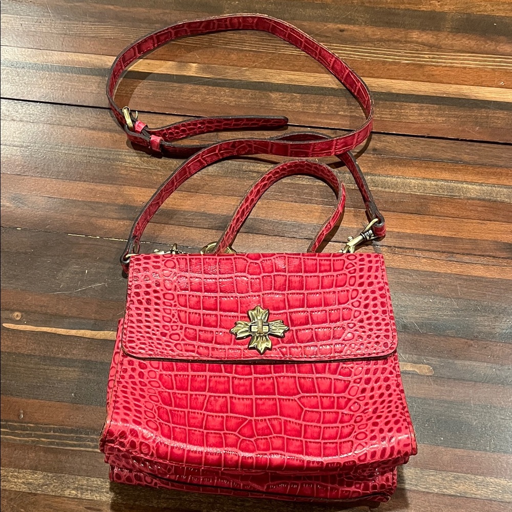Patricia Nash Red Crocodile Multi-compartment Handbag